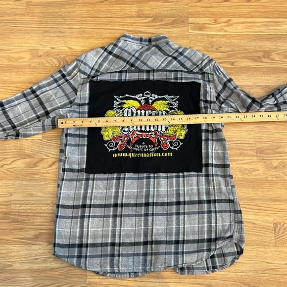 Queen Nation Flannel Shirt upcycled unisex Size Large L - Picture 5 of 7